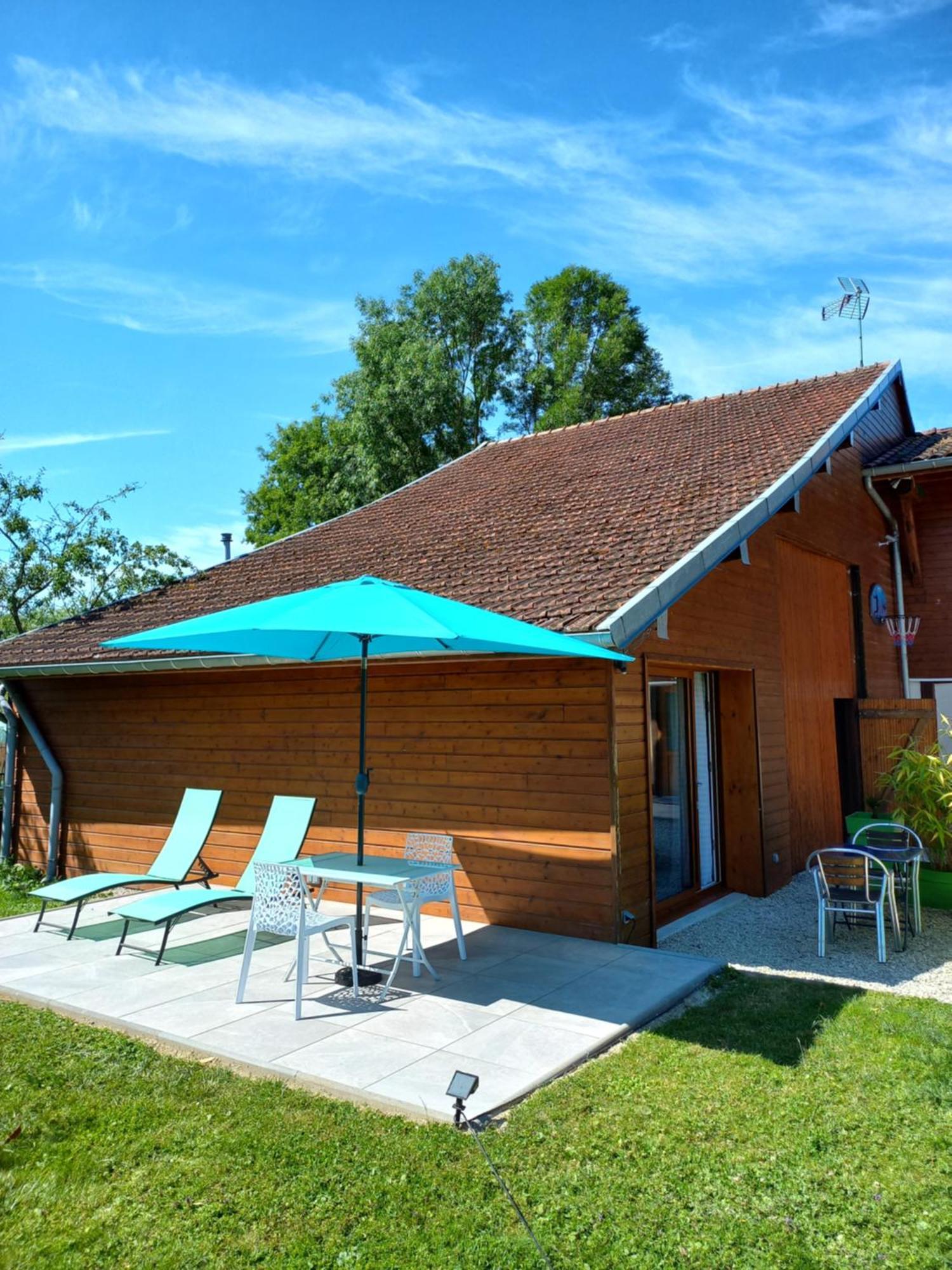 "Le Studio" Parking Prive Restauration Netflix Proche Des Grands Lacs Montmorency-Beaufort Luaran gambar